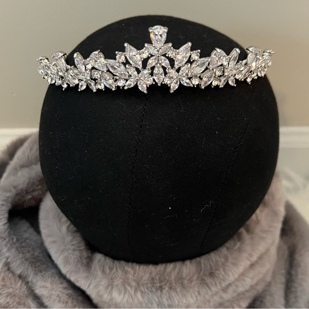 Crystal Diamond Tiara